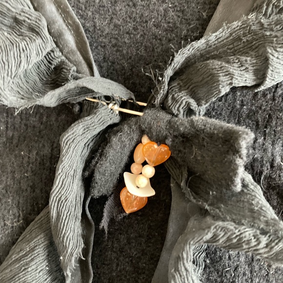 NWOT—Chic Italian Twinset cashmere/wool/silk blend ruffle sweater - Picture 11 of 12